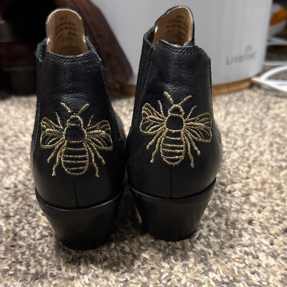 Joules Black Leather Ankle Boots with Gold Bee Embroidery